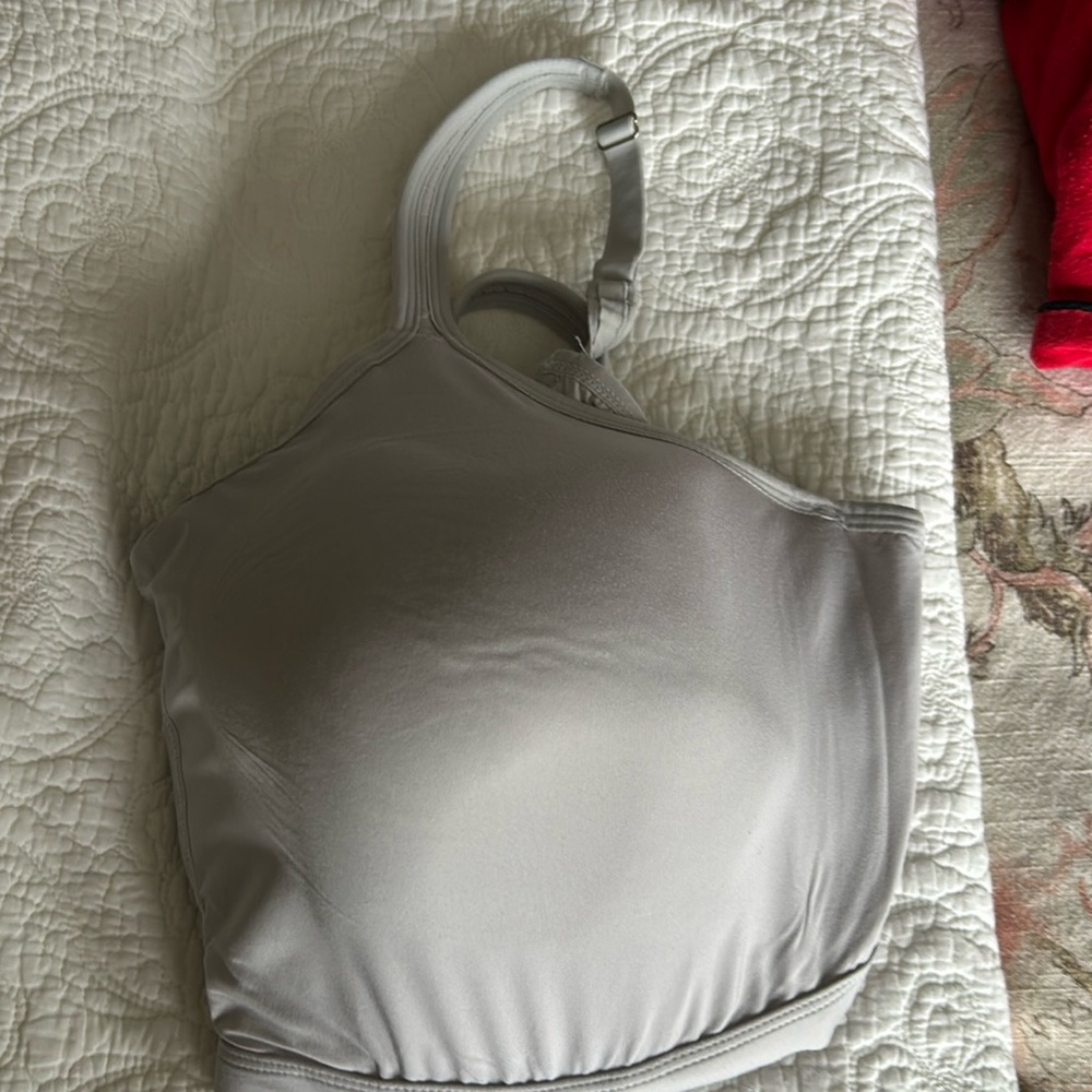Breezies comfort zone full coverage wirel coverage underwire tshirt bra 46DDD